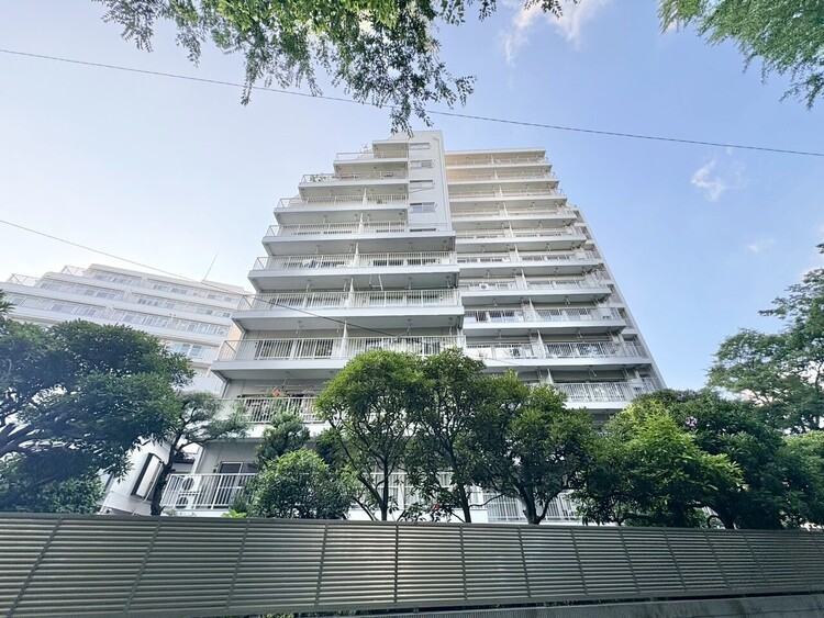 外観 ライフプランニングからローンまで、一貫してご説明させていただきます。お気軽にお問い合わせくださいませ。