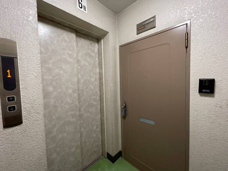 玄関 玄関を開ければ、そこは安らぎのご自宅。