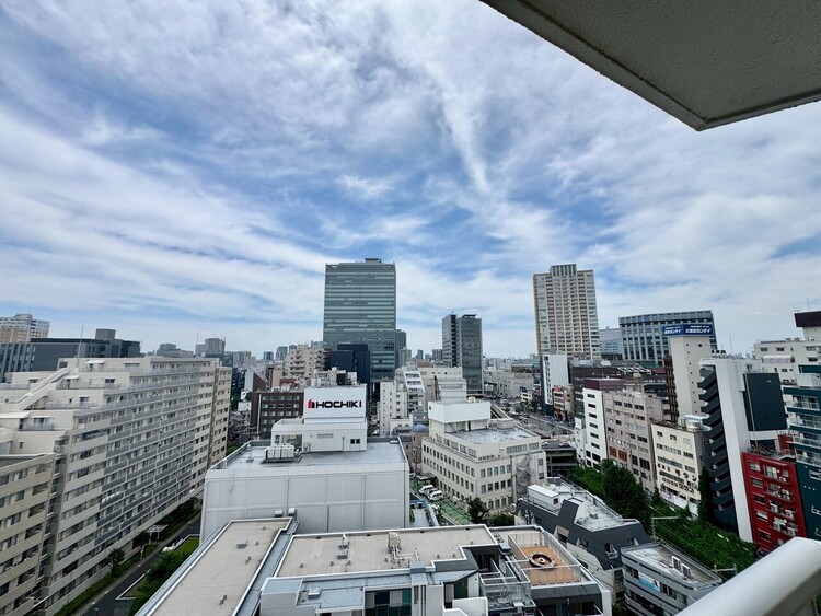 その他 眺望や窓からの景色が良いと、家で過ごす時間も快適です。