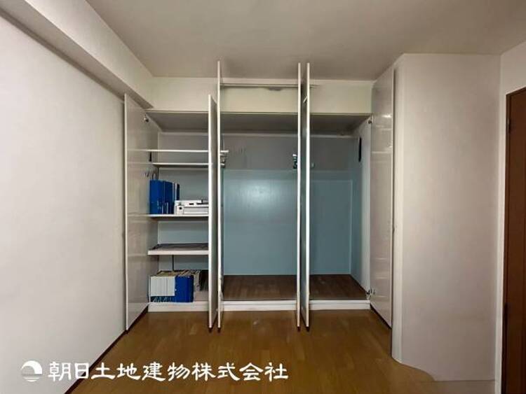 収納 【収納】大容量の収納スペースで住空間もスッキリ広々、よけいな荷物は閉まっちゃえばお片付けも楽々でいつも綺麗に整頓できます