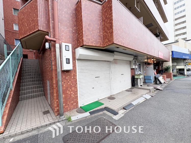 内装 【Kitchen】◆一歩一歩踏みしめる喜びを◆光り眩い羨望のリビングへ。一歩一歩を踏みしめて家族の集う幸せの場所へ。すべてがクライマックスのマイベストホーム。