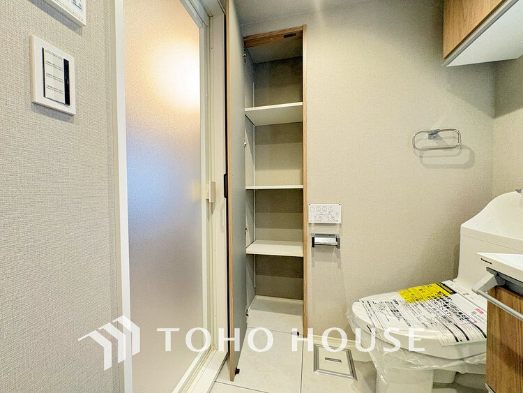 トイレ トイレには快適な温水洗浄便座付