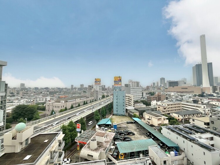その他 眺望や窓からの景色が良いと、家で過ごす時間も快適です。