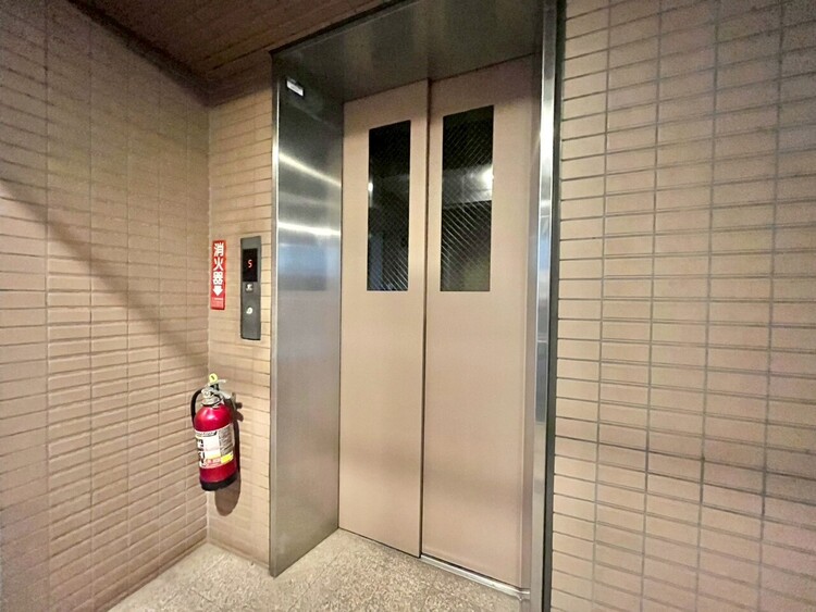 その他 エレベーター完備のため荷物が多くなっても安心。