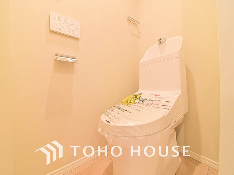 トイレ トイレには快適な温水洗浄便座付