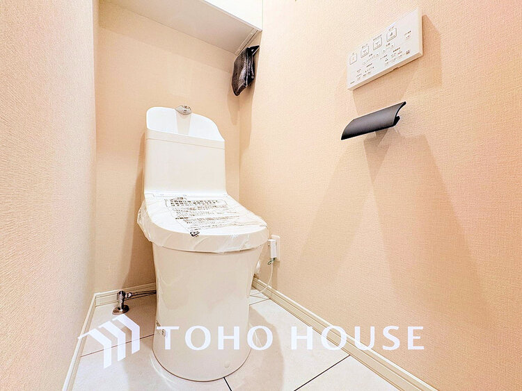 トイレ トイレには快適な温水洗浄便座付