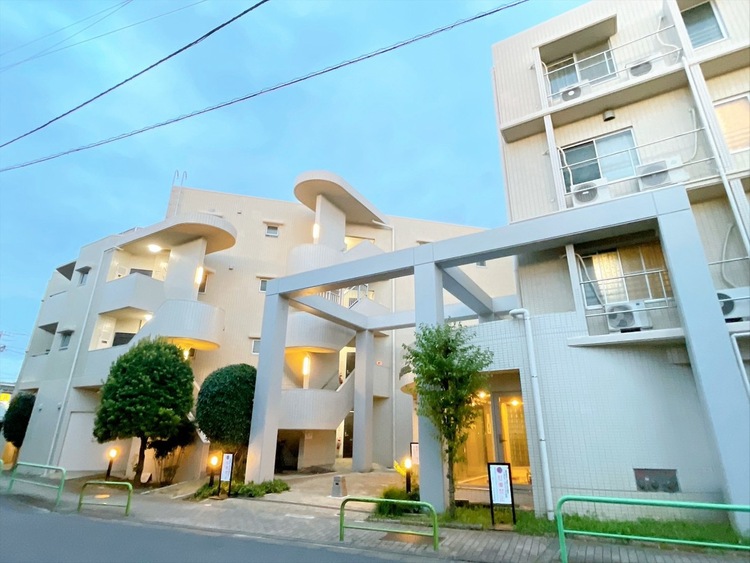 外観 資料には掲載していない情報が、現地にはたくさんあります。是非一度、現地をご確認ください。