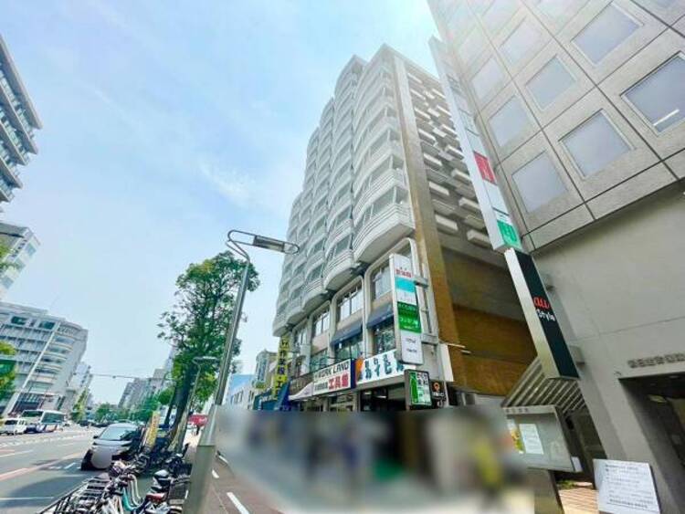 外観 駅近と上層階の魅力を兼ね備えた住まいです
