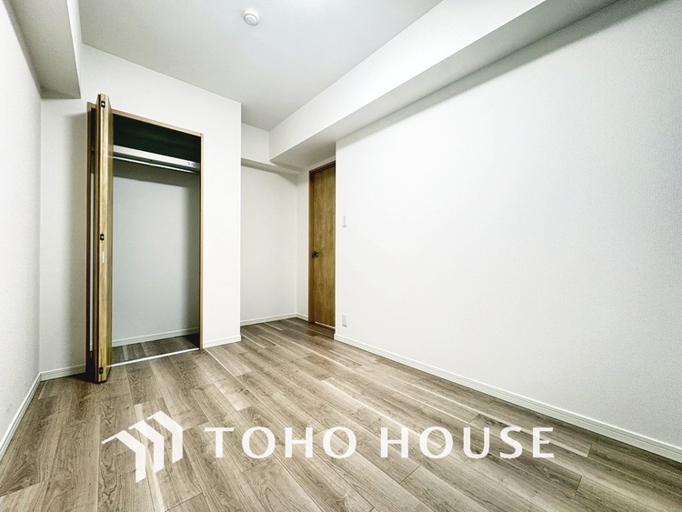 内装 シンプルですっきりとした室内は飽きのこない居心地の良い雰囲気です