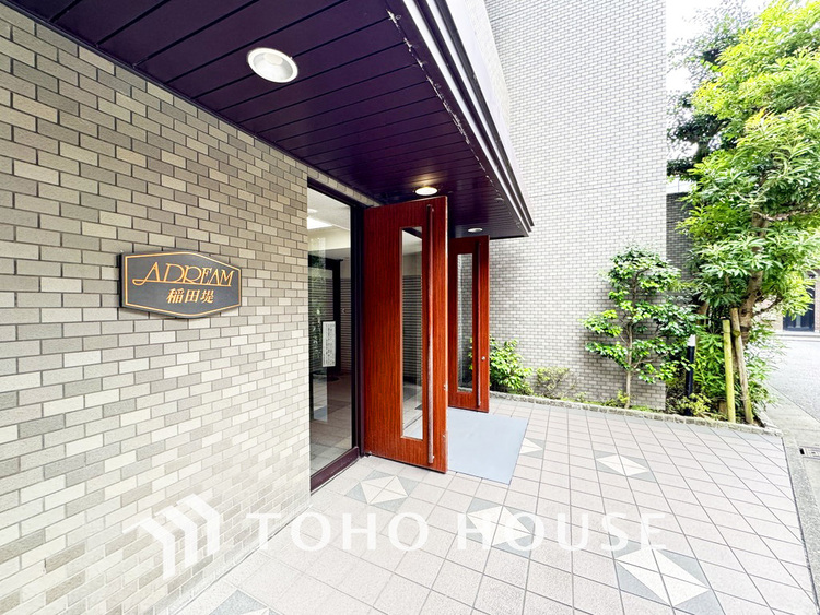 エントランス マンション入り口