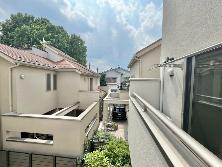 その他 眺望や窓からの景色が良いと、家で過ごす時間も快適です。