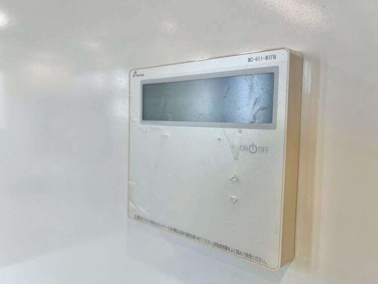 その他 見やすい画面で操作しやすい給湯パネル。