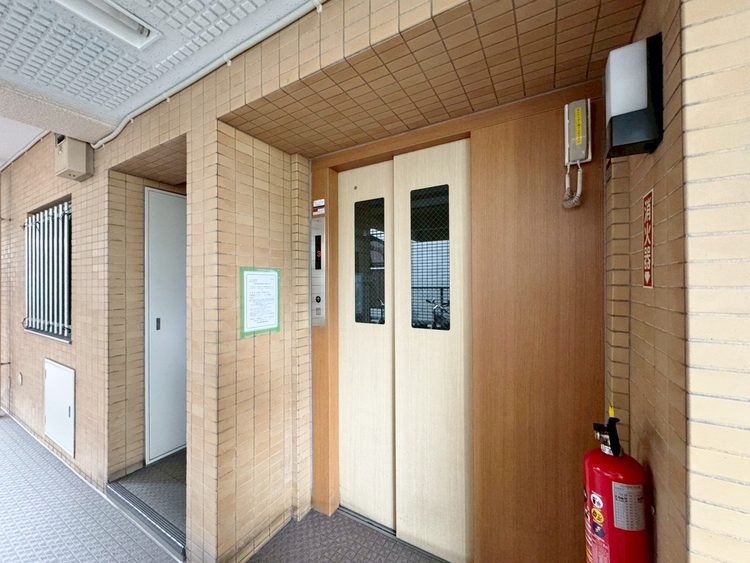 その他 エレベーター完備のため荷物が多くなっても安心。