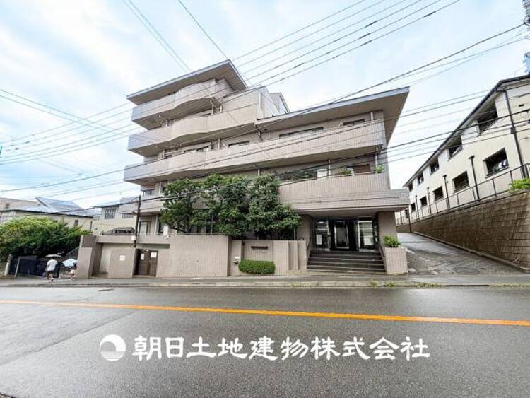 外観 【外観写真】表現された空間はたくさんの光を浴び、風を感じ、暮らしの時間を豊かにしてくれます。