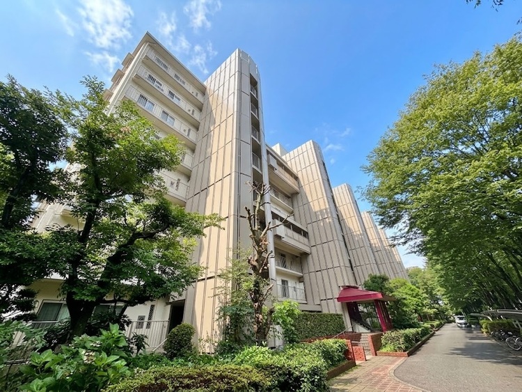 外観 資料には掲載していない情報が、現地にはたくさんあります。是非一度、現地をご確認ください。