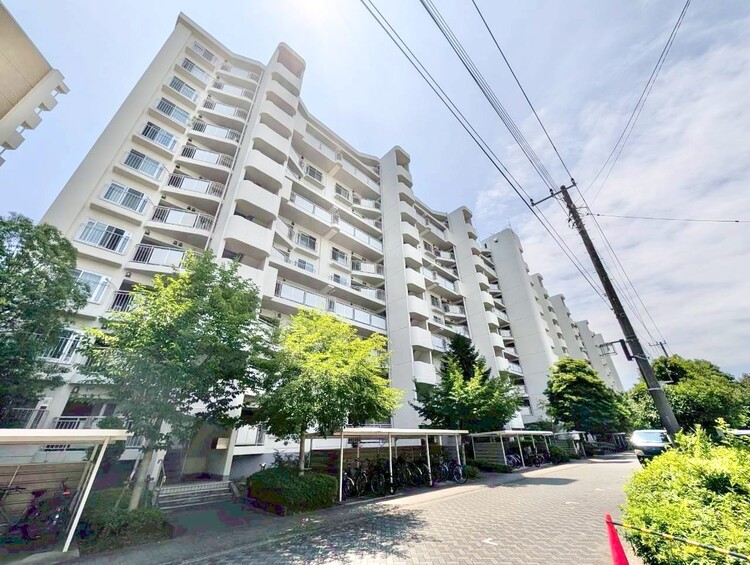 外観 資料には掲載していない情報が、現地にはたくさんあります。是非一度、現地をご確認ください。