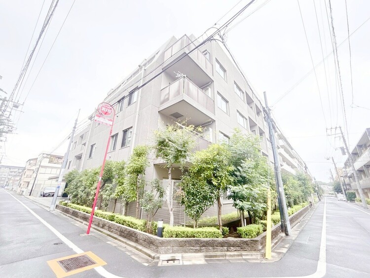 外観 現地に足をお運びいただいた際には、周辺散策などをお勧めいたします。