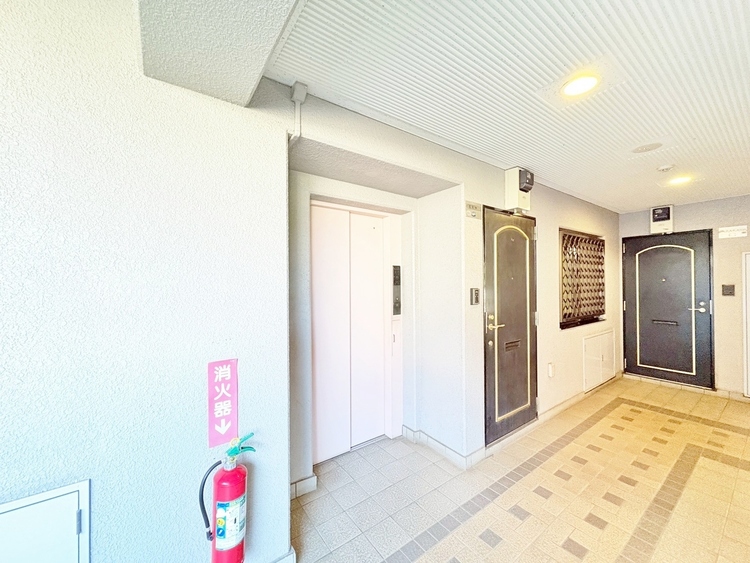 設備 エレベーターの管理も、きちんと行き届いてます。