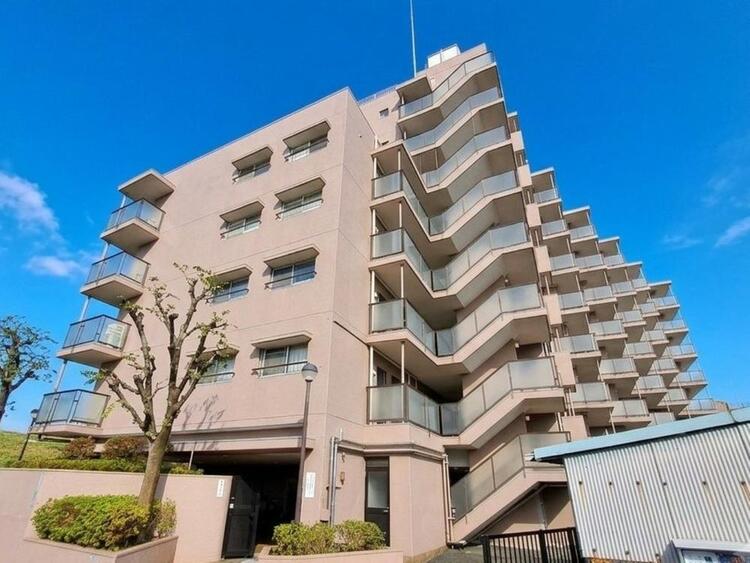その他 飽きのこないシンプルモダンな外観です。