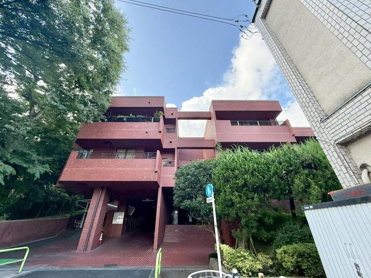 その他 飽きのこないシンプルモダンな外観です。