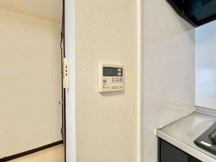 その他 見やすい画面で操作しやすい給湯パネル。