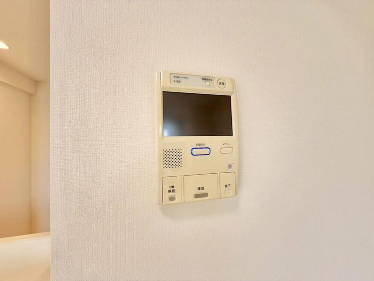 その他 誰が来てもわかる様にモニター付きインターホンを設置。