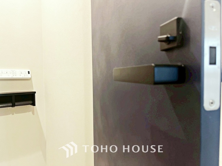 トイレ 【TOILET】◆快適◆な生活に不可欠。節水型の高性能トイレを新設。