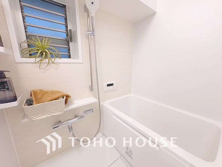 風呂 【BATHROOM】◆プライベートな空間◆simpleだからrelaxできるんです。こころもからだもキレイさっぱり。