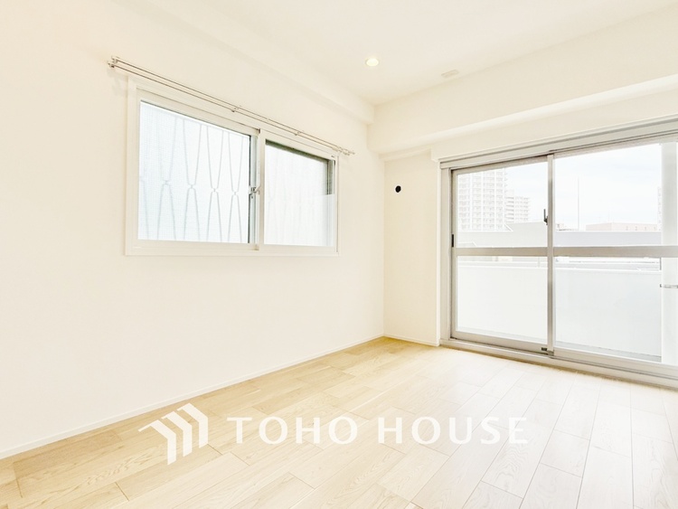 内装 【LIVING】◆眩い◆光が燦々と入り、家族の笑顔を照らす。「いつまでも続いて」と願う夢のような毎日がここにある。