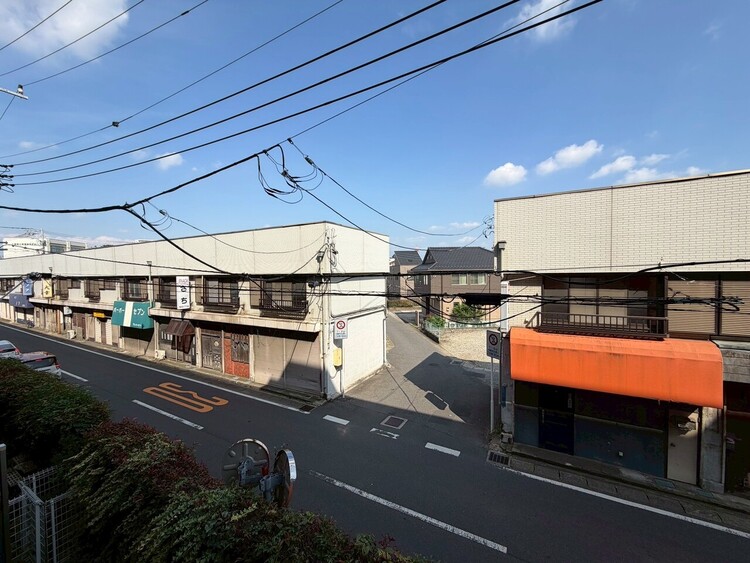 その他 眺望や窓からの景色が良いと、家で過ごす時間も快適です。