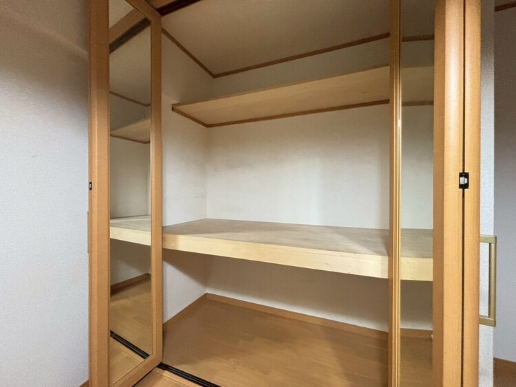 収納 居室にはクローゼットがあり、荷物もスッキリ収納して快適にお過ごしいただけます。