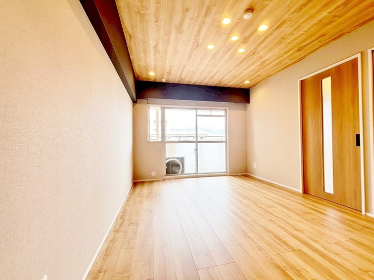 居間 豊かな居住性と、安心感を満たすクオリティが見事に調和した住空間。