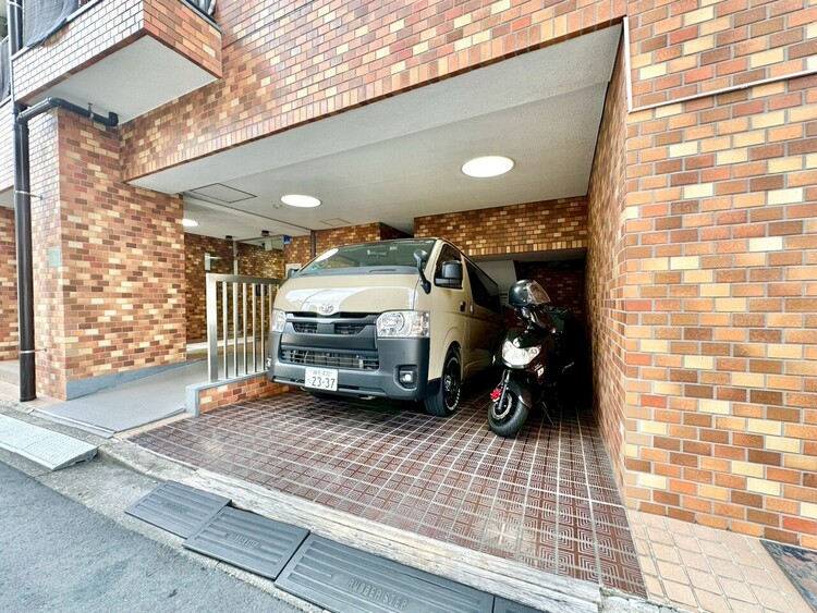 その他 駐車スペースが嬉しいですね。※空き状況は都度ご確認下さい。