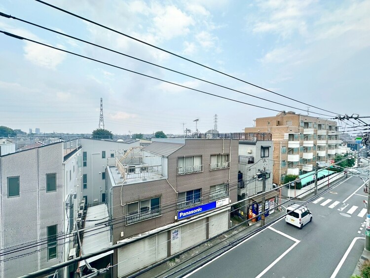 その他 眺望や窓からの景色が良いと、家で過ごす時間も快適です。