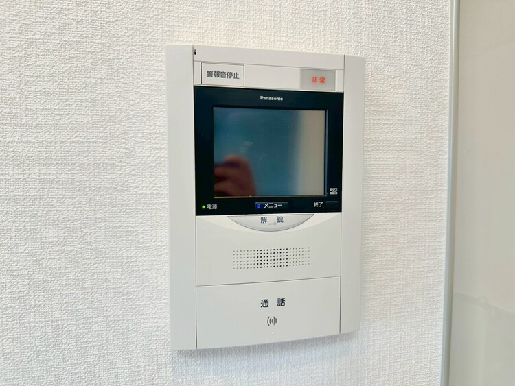 その他 誰が来てもわかる様にモニター付きインターホンを設置。