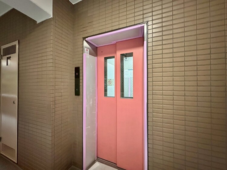 その他 エレベーター完備のため荷物が多くなっても安心。