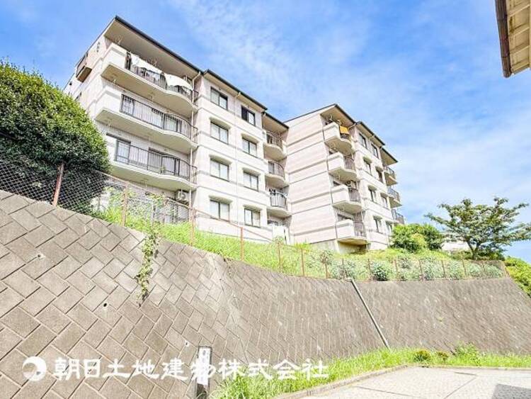 外観 【外観写真】表現された空間はたくさんの光を浴び、風を感じ、暮らしの時間を豊かにしてくれます。