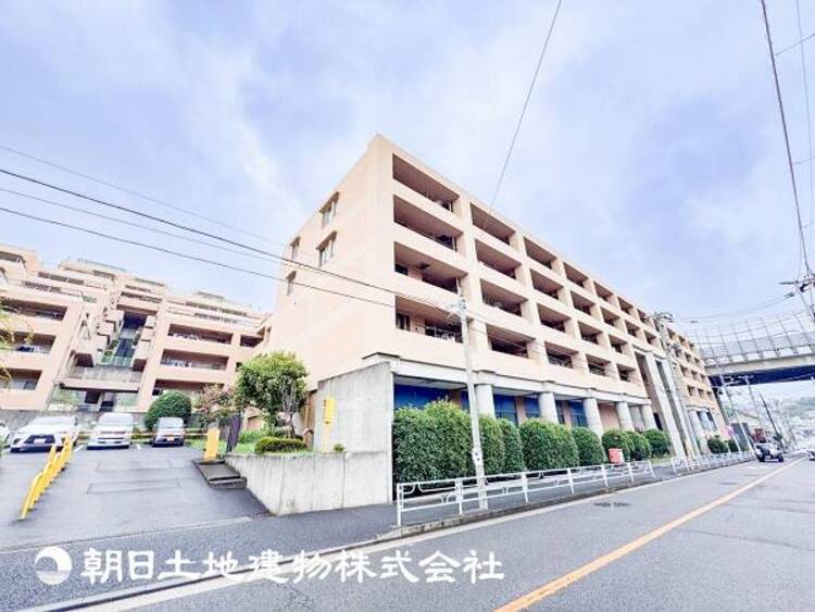 外観 【外観写真】表現された空間はたくさんの光を浴び、風を感じ、暮らしの時間を豊かにしてくれます。