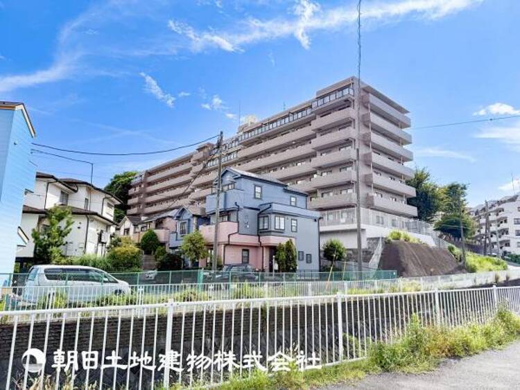 外観 【外観写真】表現された空間はたくさんの光を浴び、風を感じ、暮らしの時間を豊かにしてくれます。