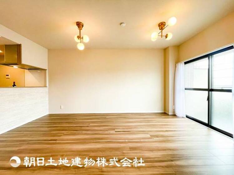 居間 【リビング】大切な人とともに、心穏やかに過ごすひとときになるリビング。