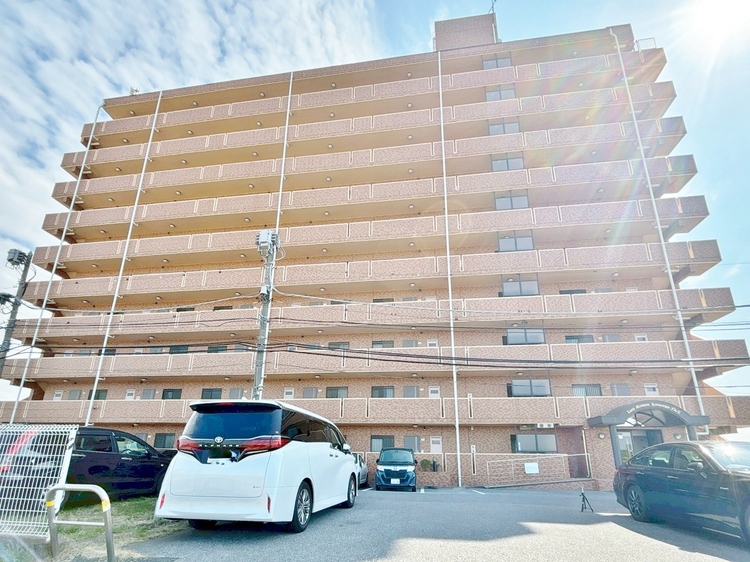 外観 ライフプランニングからローンまで、一貫してご説明させていただきます。お気軽にお問い合わせくださいませ。