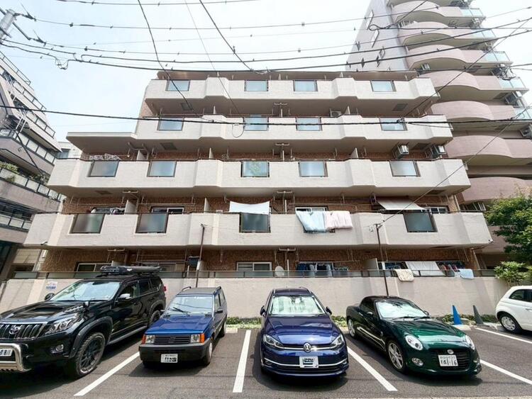 その他 飽きのこないシンプルモダンな外観です。
