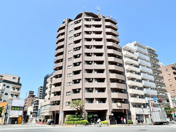 その他 飽きのこないシンプルモダンな外観です。