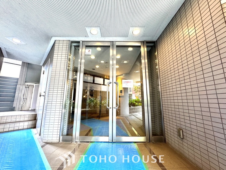 その他 漂う上質な空気感、マンションに入れば「おかえりなさい」と笑顔で迎えてくれるエントランス。最良の心配りを感じるマンションでした。