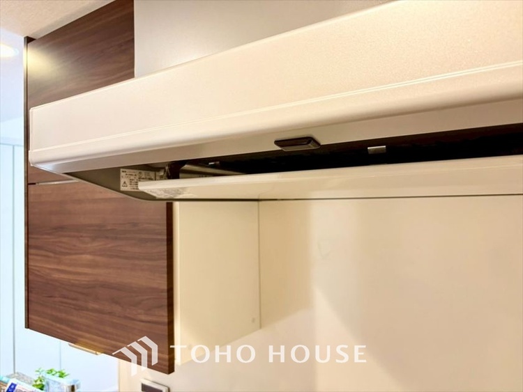 その他 【KITCHEN】◆開放的◆後片付けが楽なシステムキッチン。収納スペースの充実！
