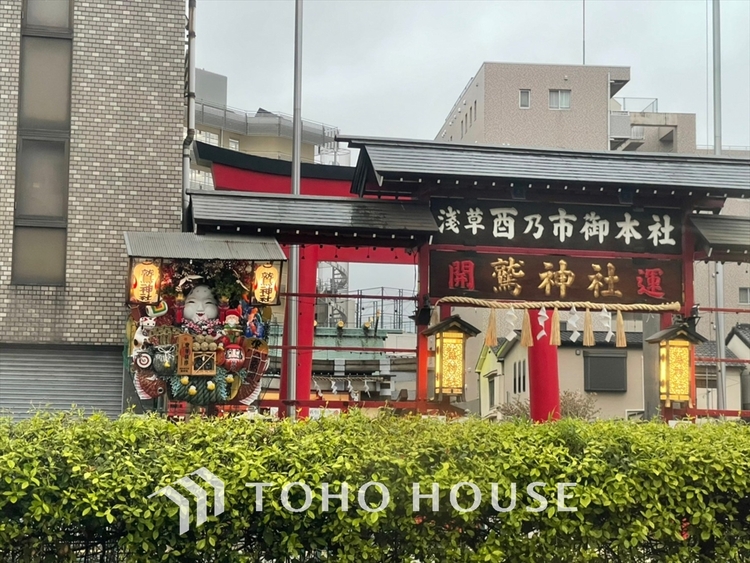 周辺 