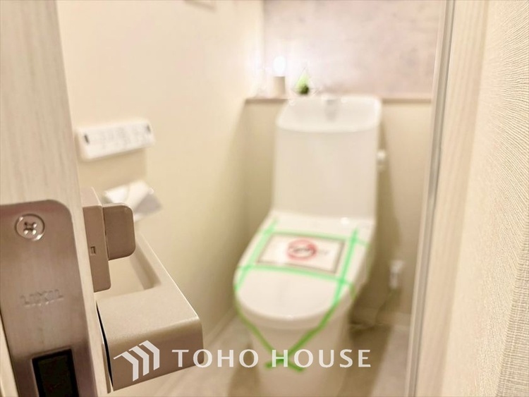 トイレ 【TOILET】◆快適◆な生活に不可欠。節水型の高性能トイレを新設。