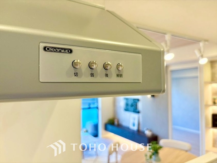 その他 【KITCHEN】◆開放的◆後片付けが楽なシステムキッチン。収納スペースの充実！