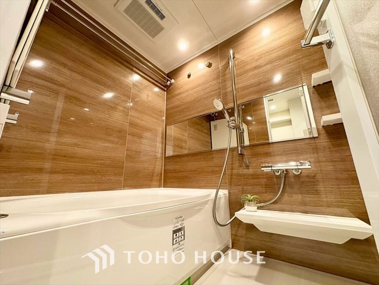風呂 【BATHROOM】◆プライベートな空間◆simpleだからrelaxできるんです。こころもからだもキレイさっぱり。