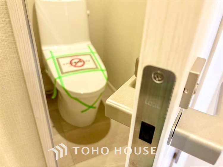トイレ 【TOILET】◆快適◆な生活に不可欠。節水型の高性能トイレを新設。